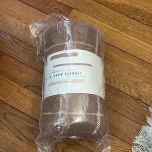 Little Korbose X april nemeth woven throw blanket